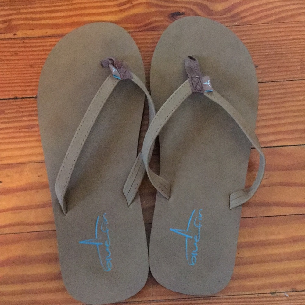 Blue fin flip flops